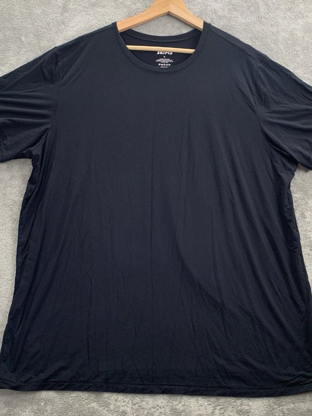 Skims Shirt Mens XL Black Crewneck Stretch Performance Short Sleeve Athleisure